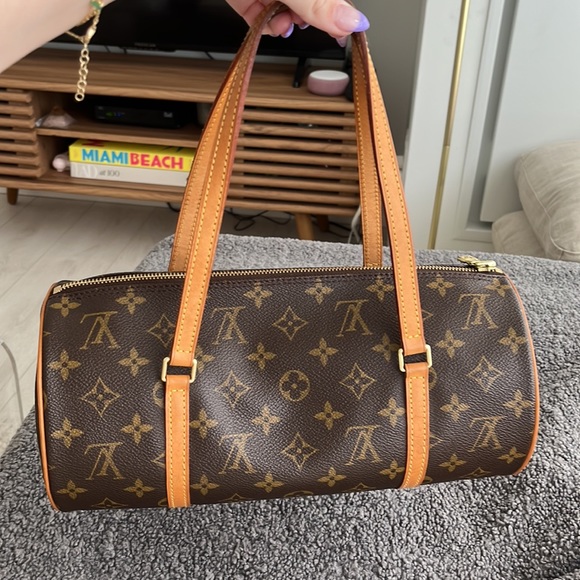 Louis Vuitton Papillon - Picture 2 of 13